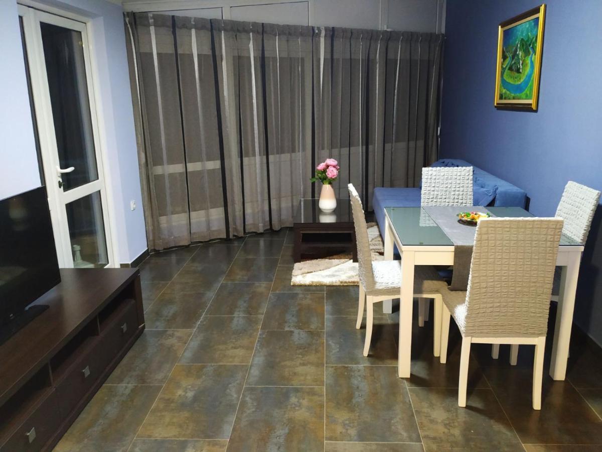 Apartmani Orange Dreams Sutomore Extérieur photo