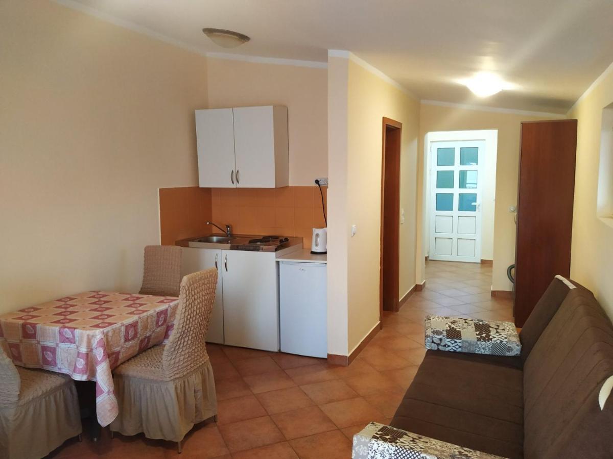 Apartmani Orange Dreams Sutomore Extérieur photo